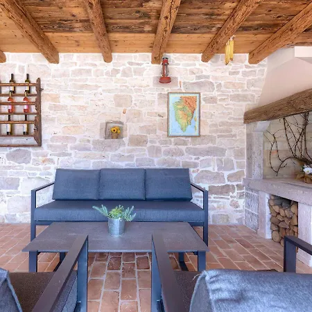 Holiday home Radovani By Interhome Visnjan