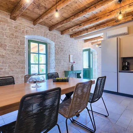 Holiday home Radovani By Interhome Visnjan