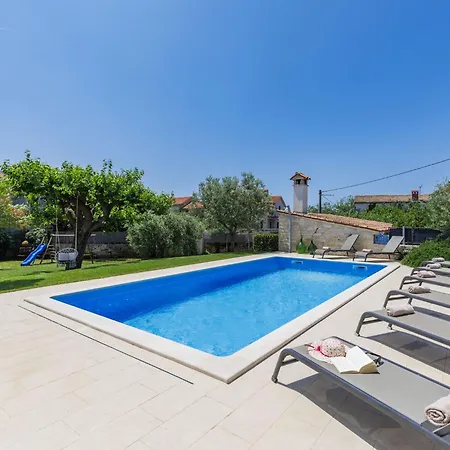 Radovani By Interhome בית נופש