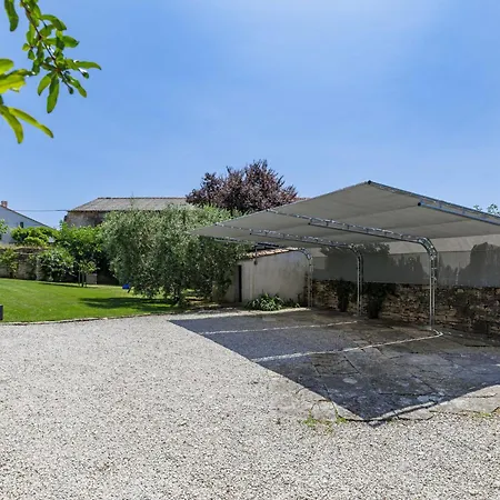 בית נופש Radovani By Interhome *