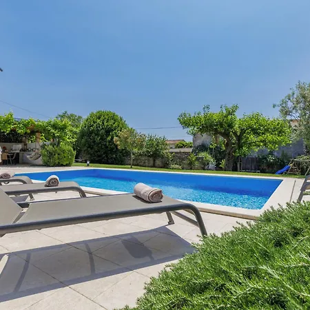 Radovani By Interhome בית נופש Višnjan