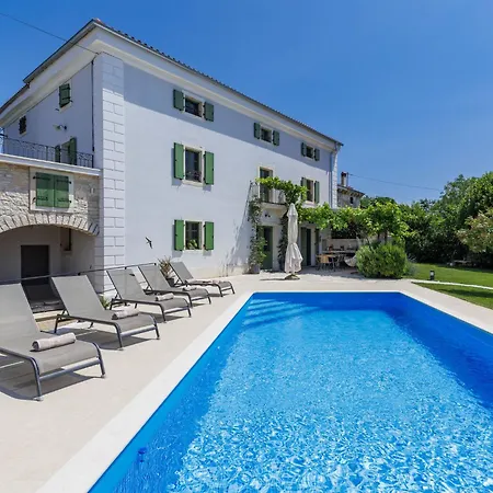 בית נופש Radovani By Interhome