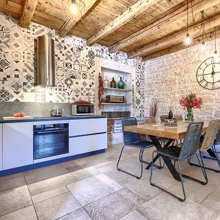 Radovani By Interhome Višnjan