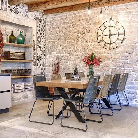 Radovani By Interhome בית נופש